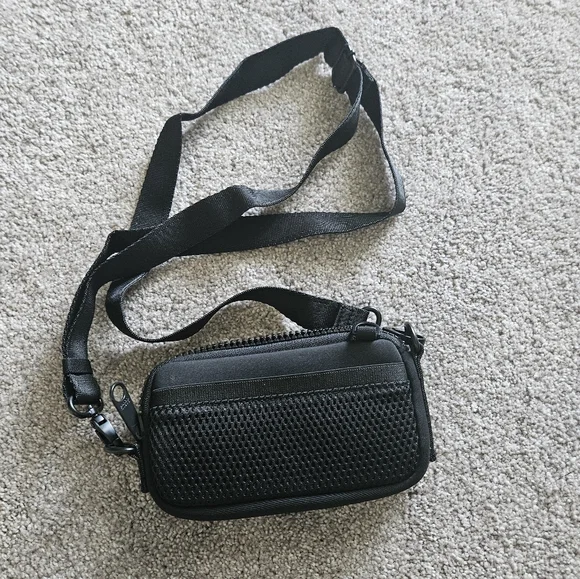 Dagne Dover Black Crossbody Bag - Picture 2 of 3